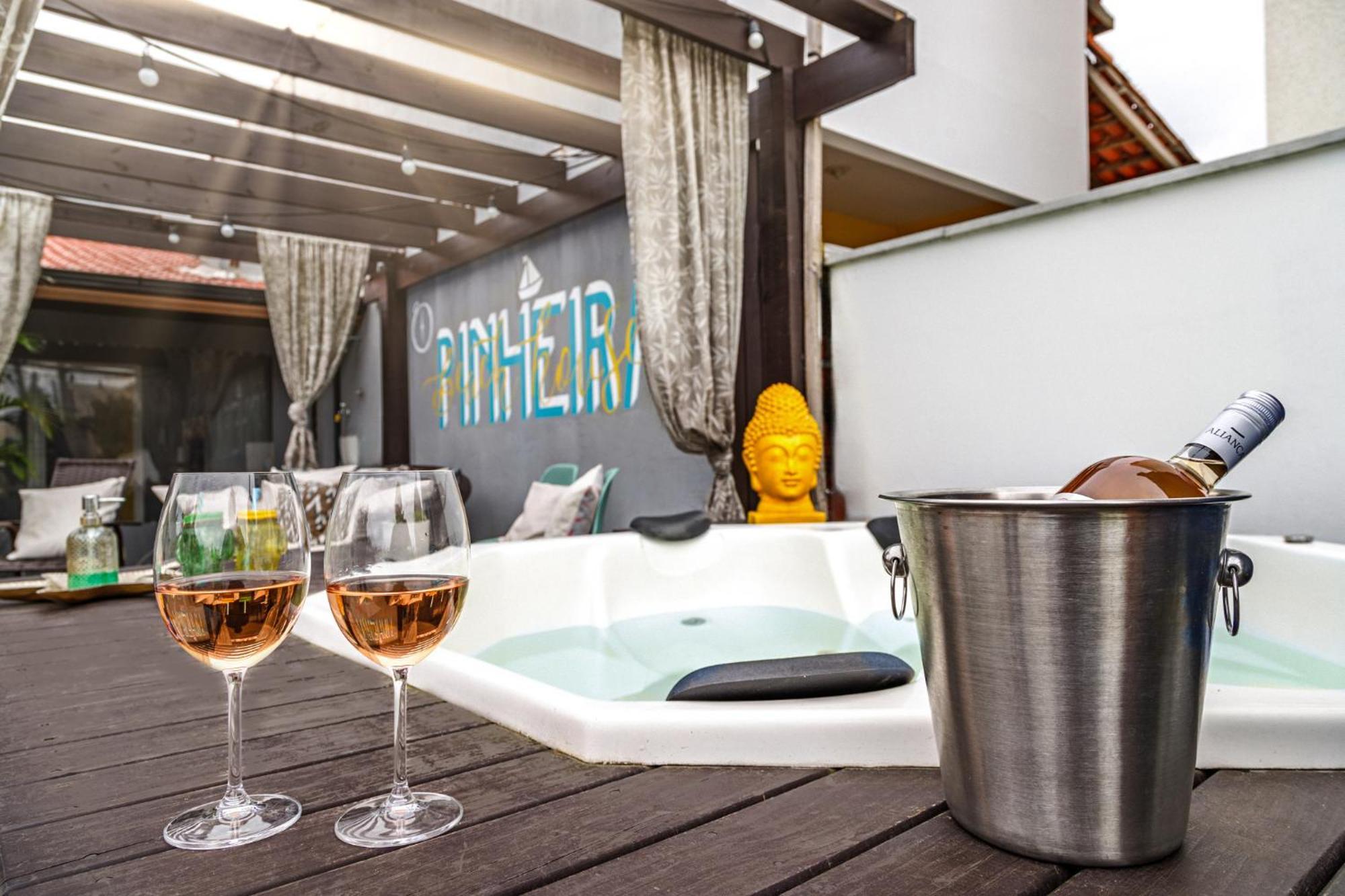 Pinheira Beach House Com Jacuzzi Villa Palhoça Eksteriør billede